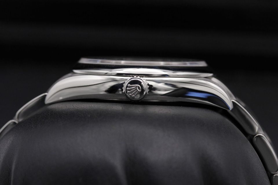 Rolex Oyster Perpetual 126000 Image 3